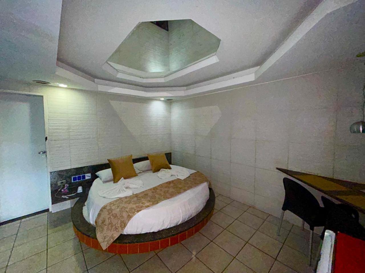 Motel Tijuca จาบัวเทา โดส กัวราราเปส ภายนอก รูปภาพ