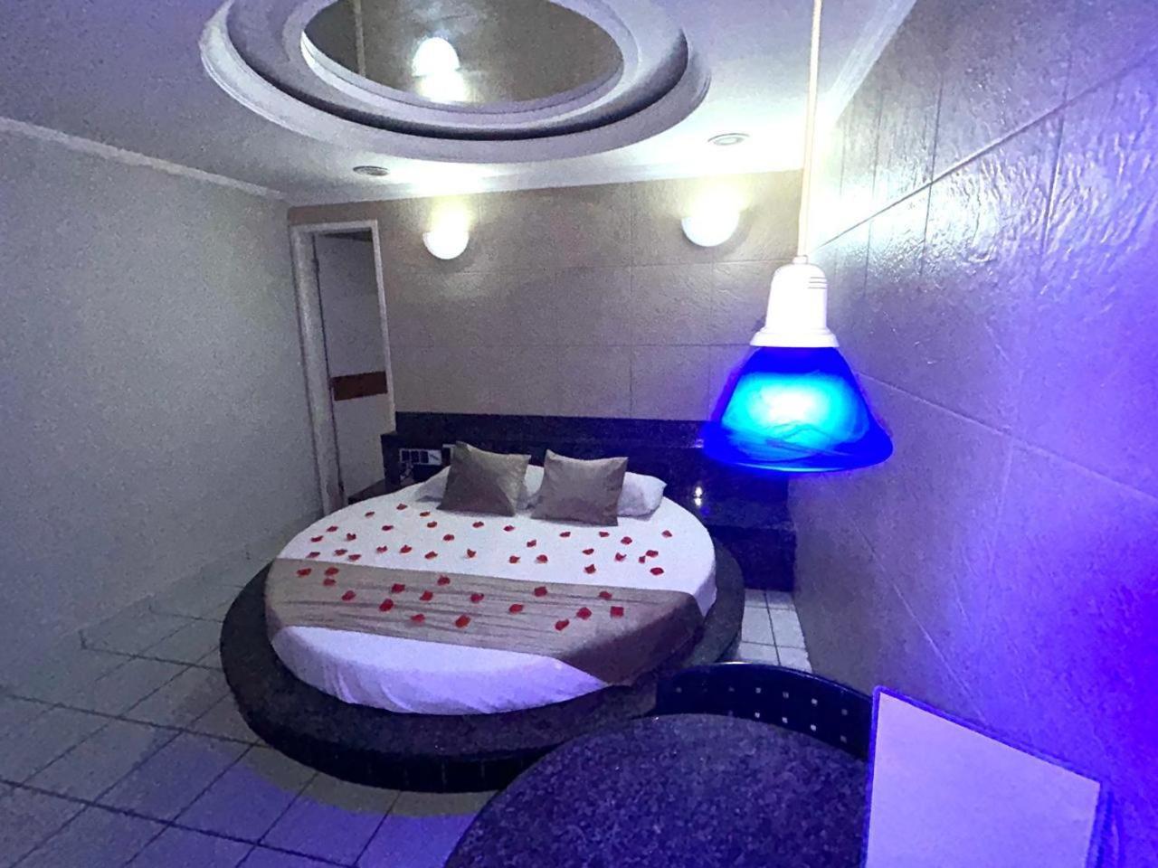 Motel Tijuca จาบัวเทา โดส กัวราราเปส ภายนอก รูปภาพ