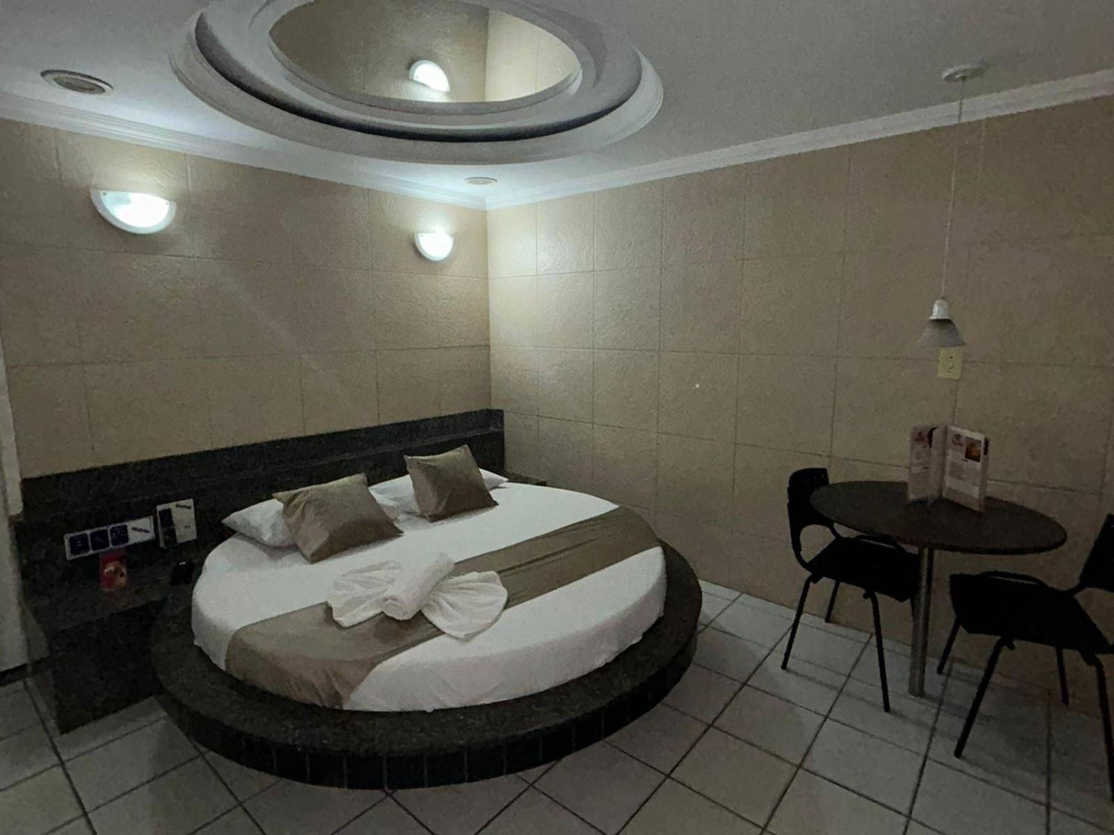 Motel Tijuca จาบัวเทา โดส กัวราราเปส ภายนอก รูปภาพ